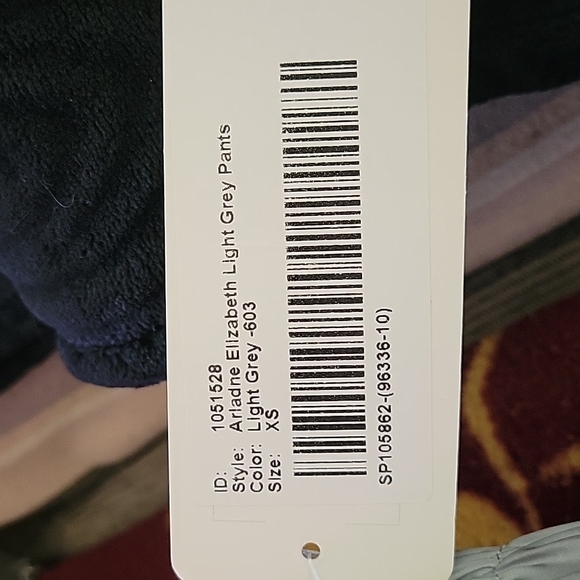 Ariane Elizabeth Light grey pant * reflective) - Picture 5 of 5